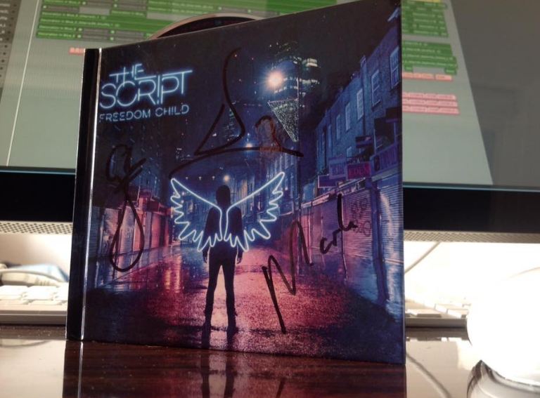 CD Freedom Child signed tanda tangan asli